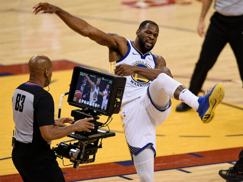 年巴萨因财 年巴萨因财