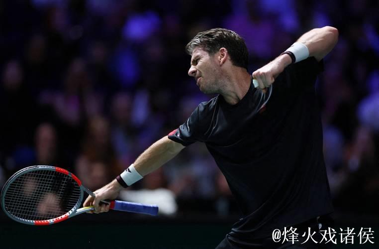 ATP巴黎大师赛：阿尔卡拉斯1-2不敌诺里 止步16强之外